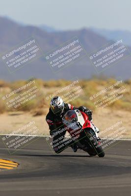 media/Oct-08-2022-SoCal Trackdays (Sat) [[1fc3beec89]]/Turn 16 (125pm)/